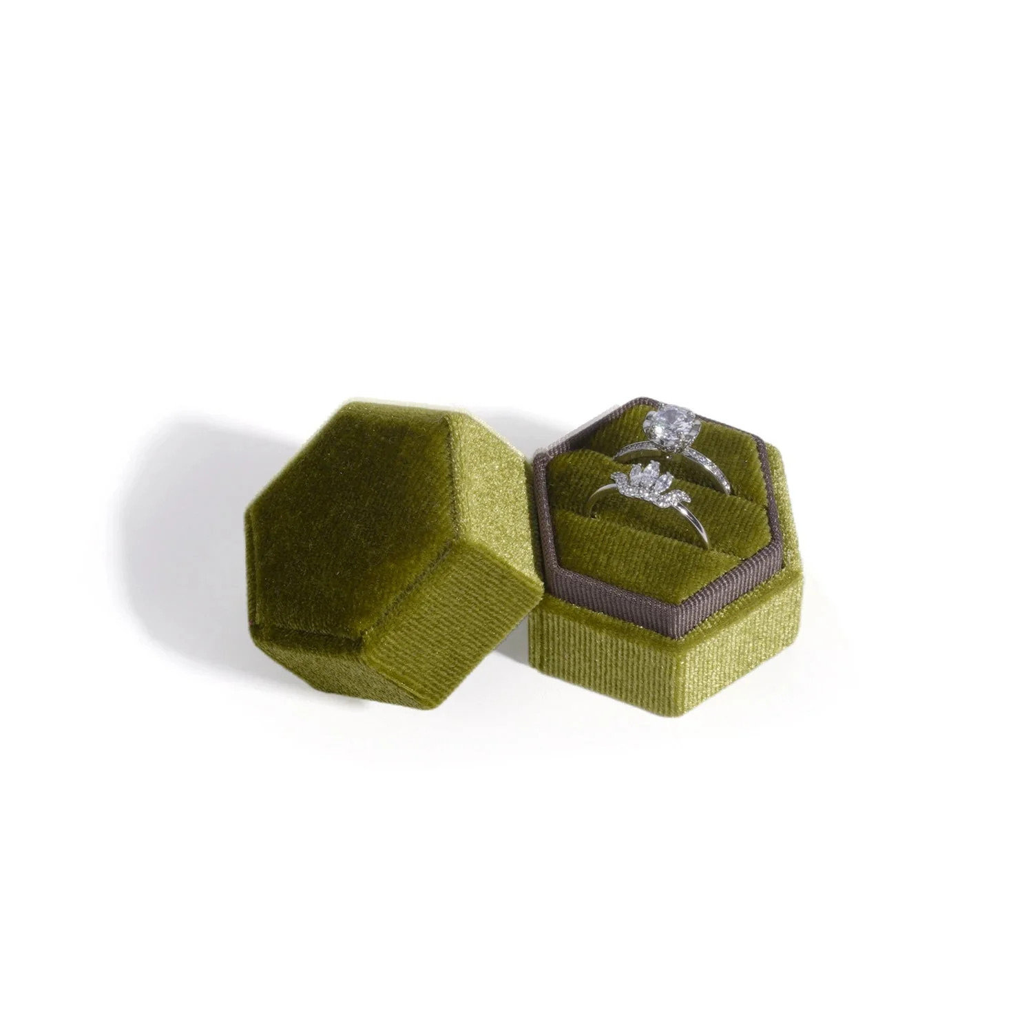 Gwendolyn Double Ring Box - Image 3