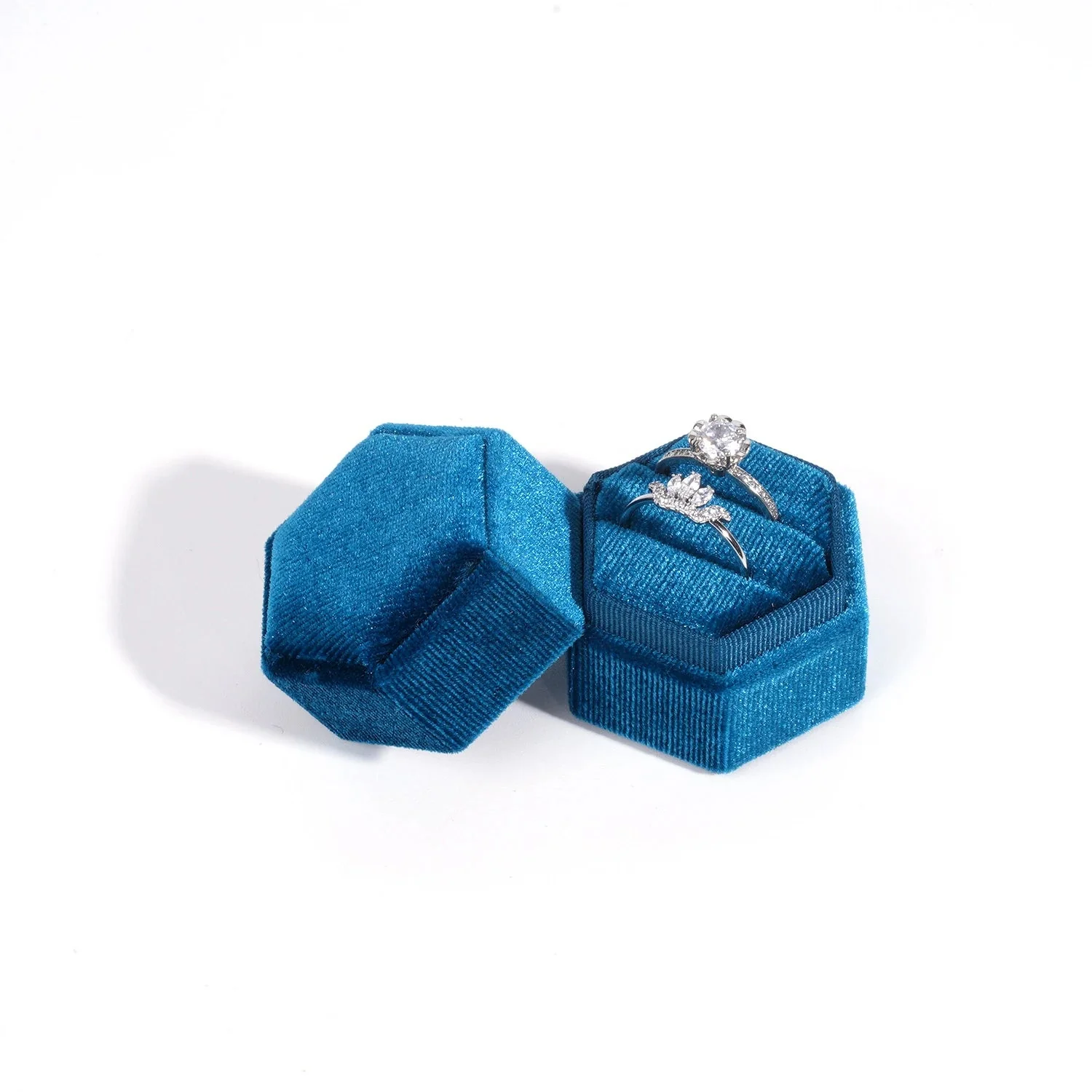 Gwendolyn Double Ring Box - Image 5