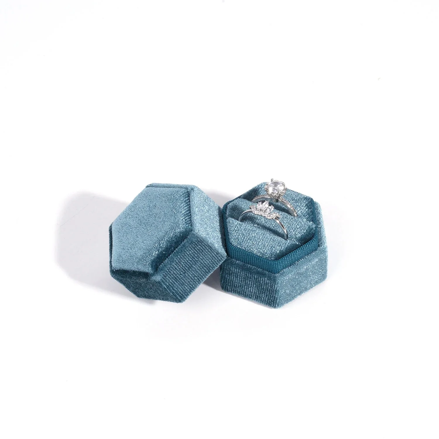 Gwendolyn Double Ring Box - Image 6