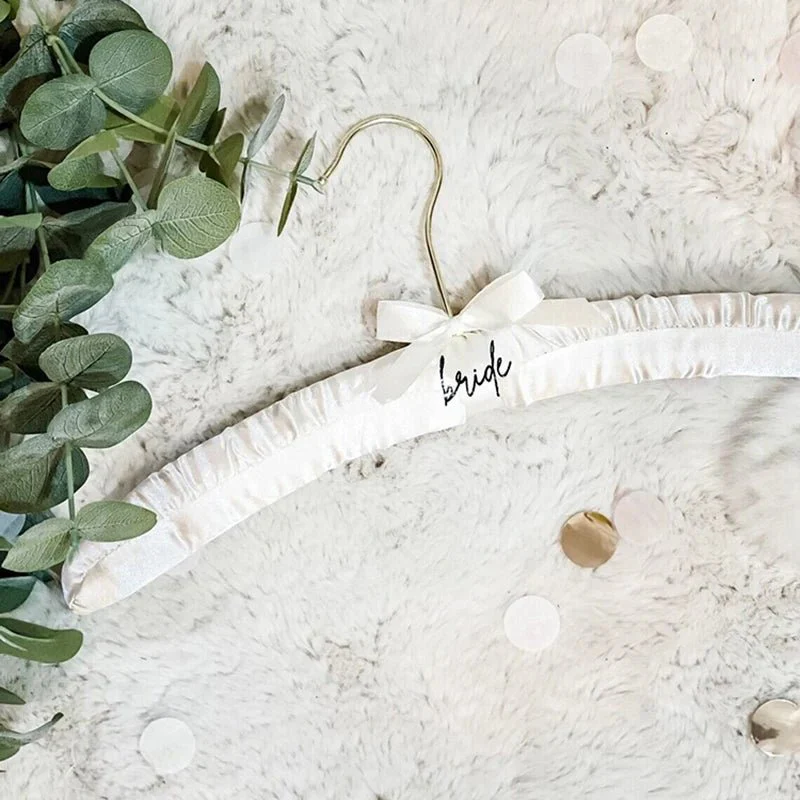 Lola 'Bride' Hanger - Image 3