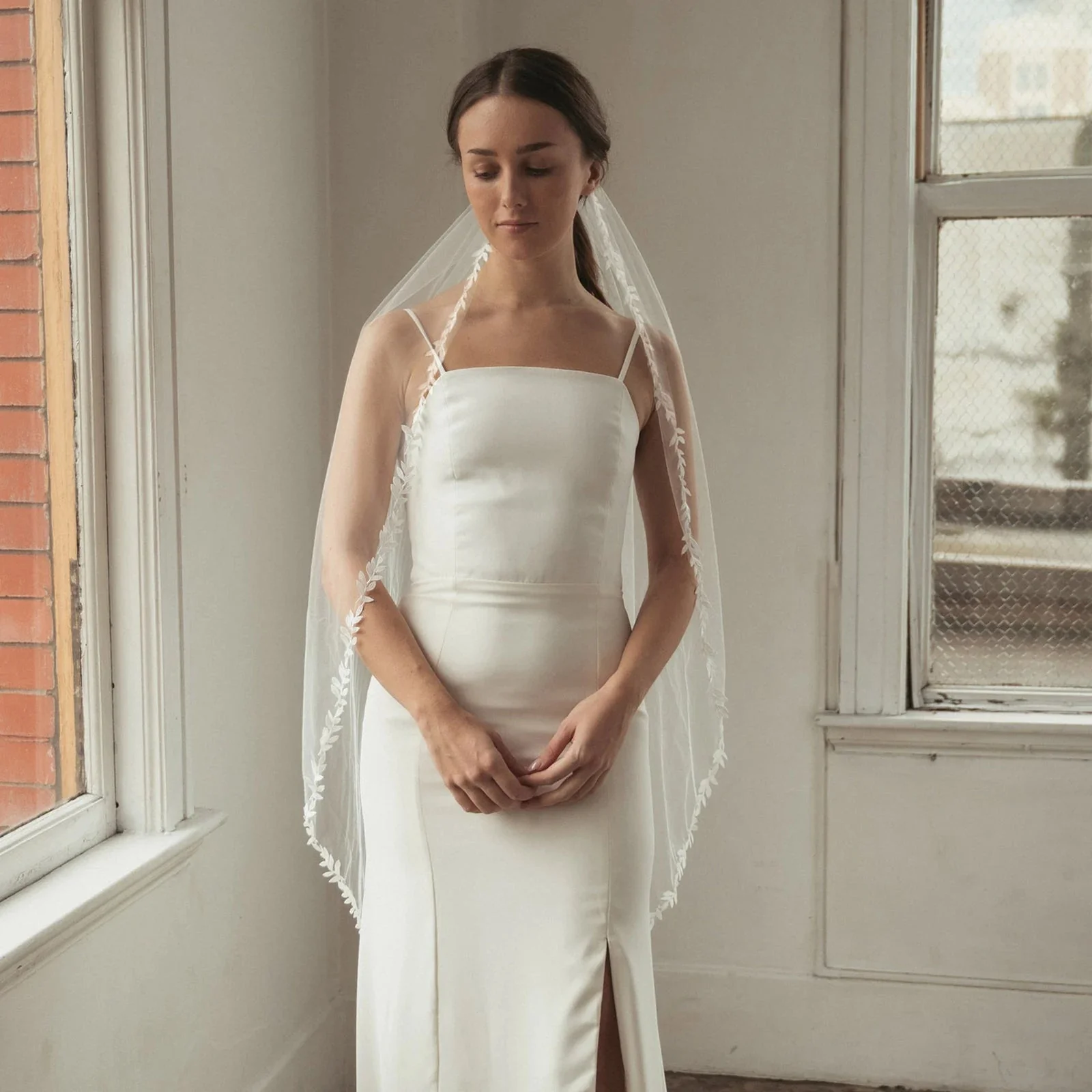 Willow | Leaf Edge Veil - Image 3